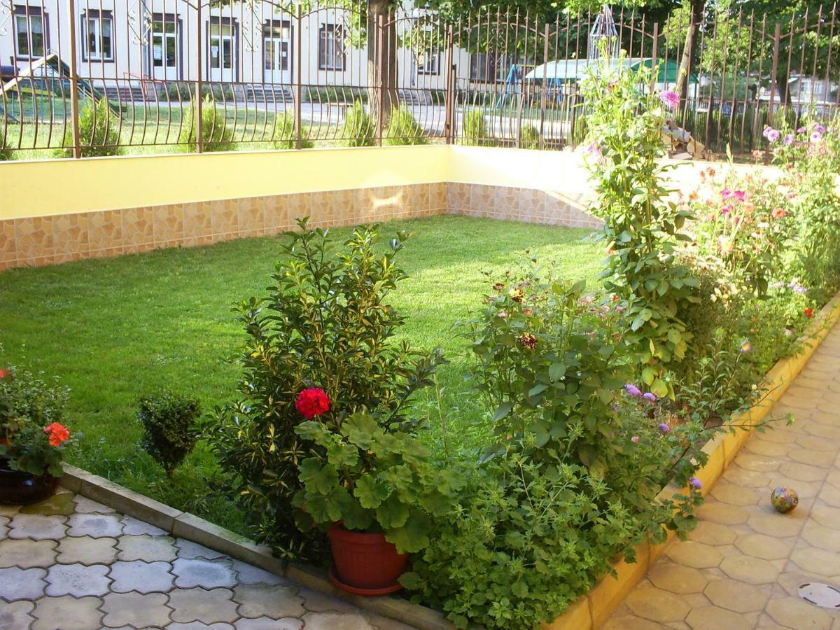 Къща за гости Фантазия Трявна Екстер'єр фото
